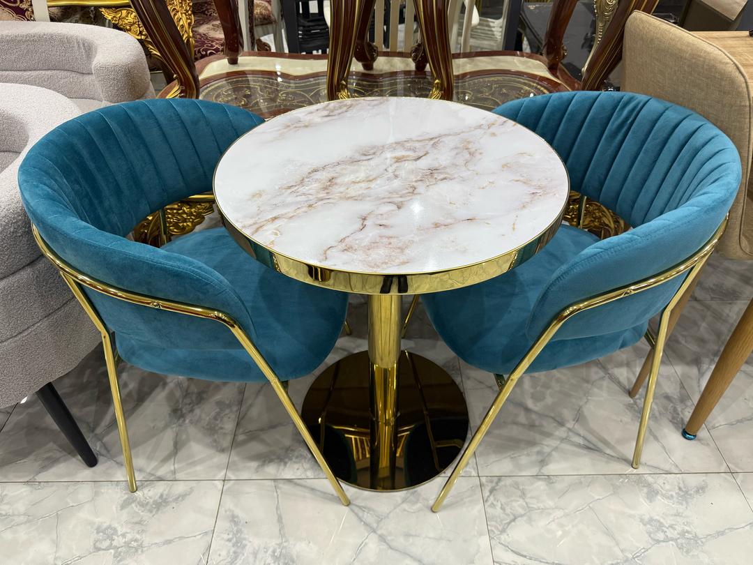 Table tête à tête